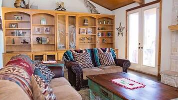 Family House | Living area