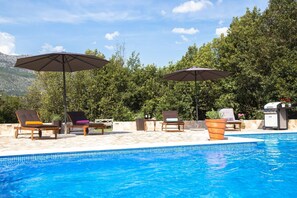 Piscine extérieure