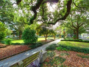 House, Multiple Beds (Washington Square Manor) | Property grounds