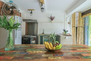 Interior - Base Guesthouse and Hostel (Canggu)