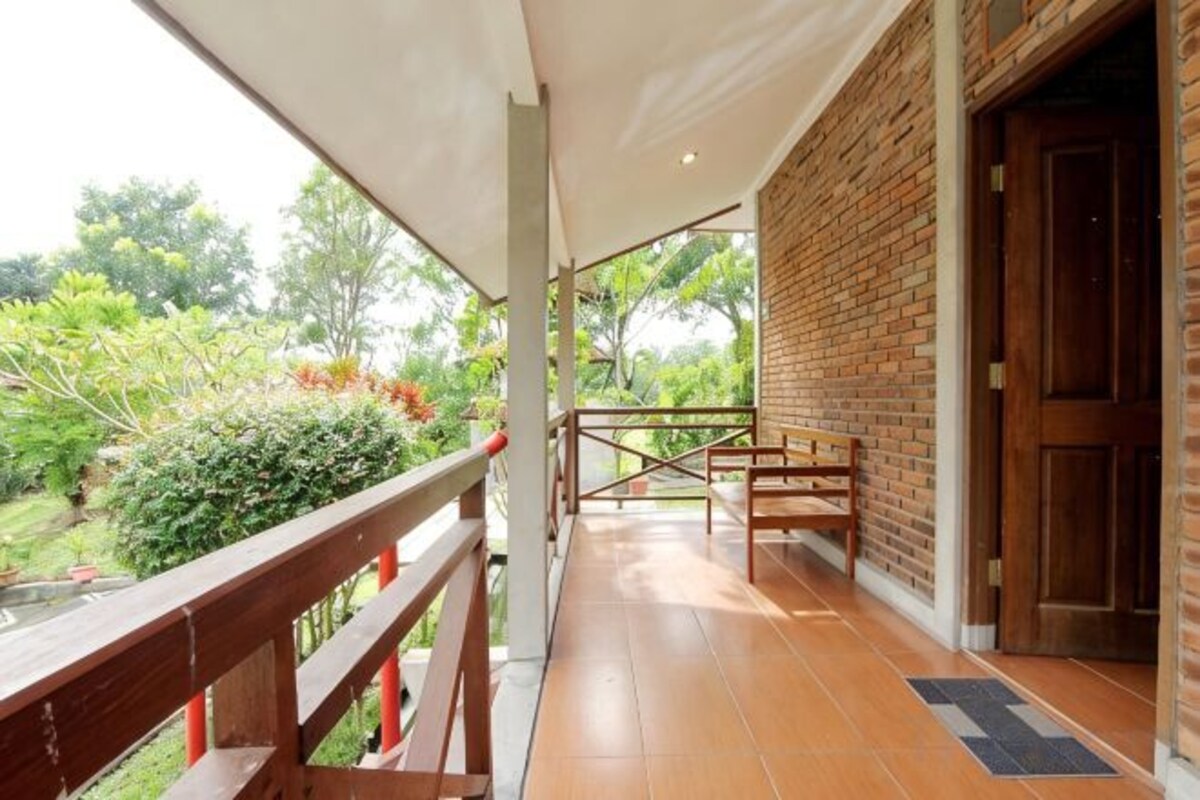 Two-Bedroom Cottage