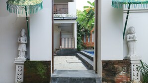 Unclassified image, 5 of 16, button - Ardita Residence by Zuzu (Denpasar)
