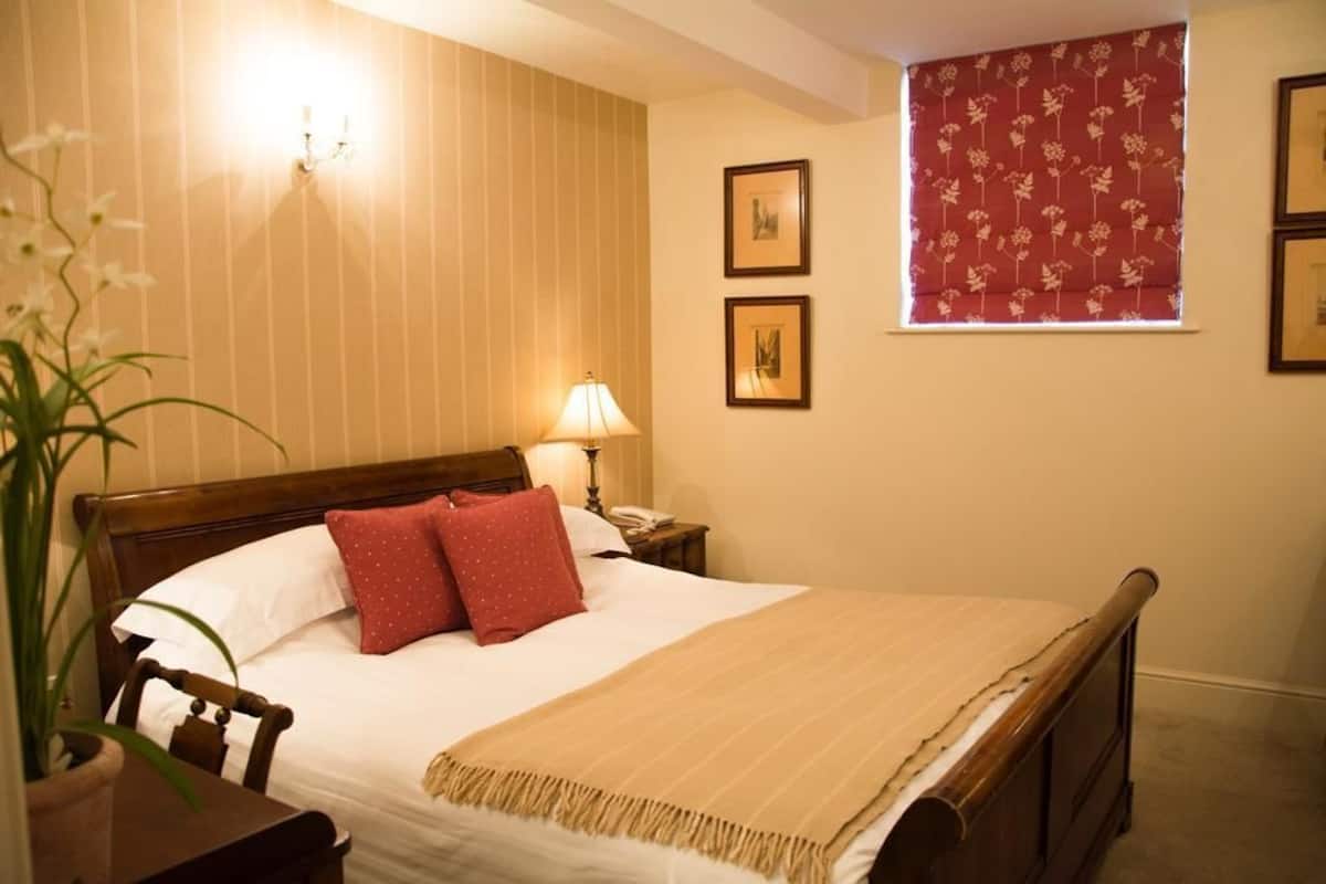 Standard Double Room | 1 bedroom, soundproofing, cribs (surcharge), WiFi (free)