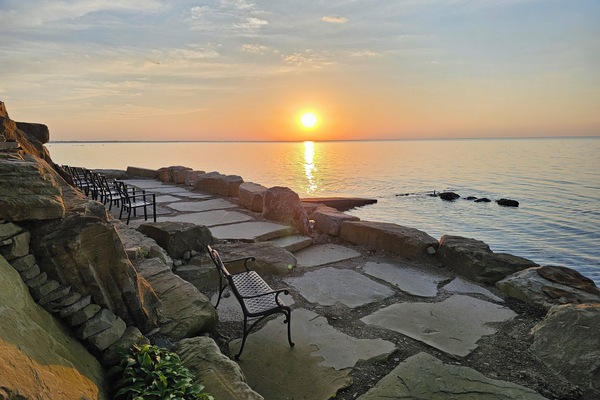 Sunset views from the patio terrace in the backyard!