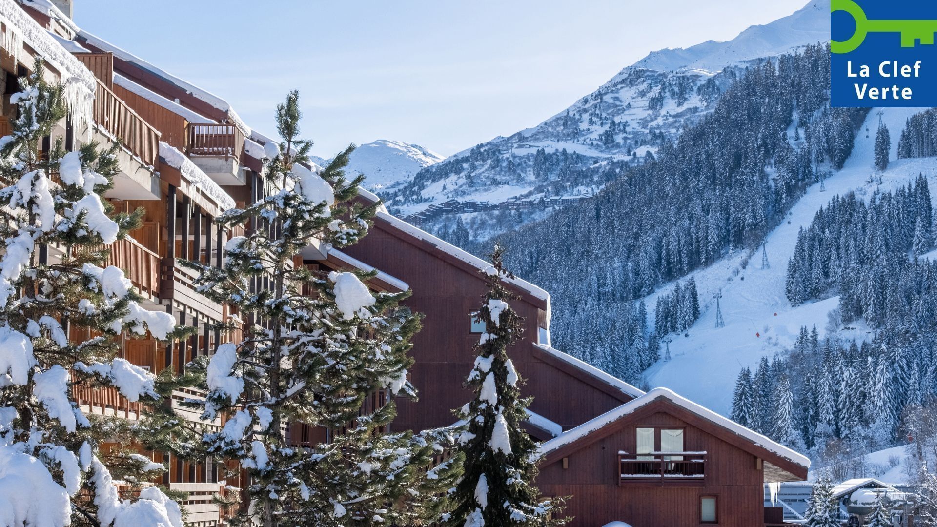 Mặt tiền nơi lưu trú