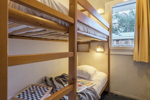 Free WiFi, bed sheets -  Résidence Pierre & Vacances Résidence Le Peillon (Les Allues)