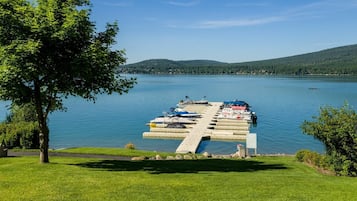 Condo (MH201) | Lake