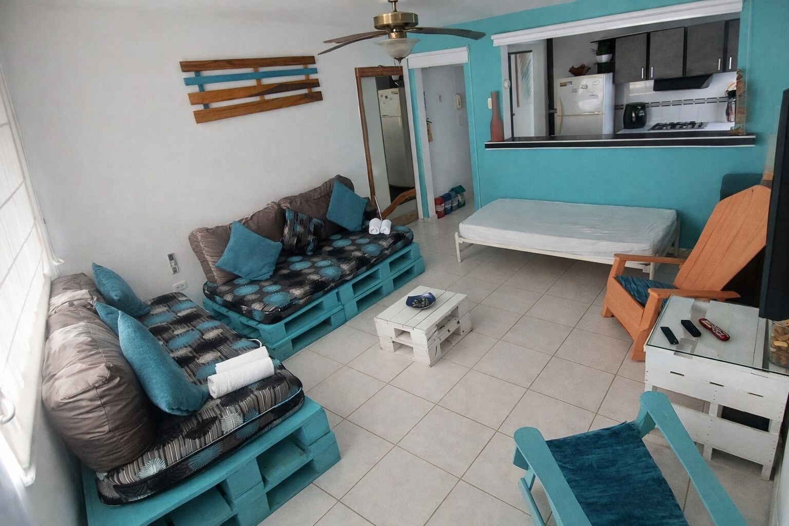 Appartement Économique, plusieurs lits, non-fumeurs, cuisine | 2 chambres, rideaux occultants, chambres insonorisées
