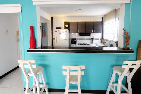 Economy Apartment, Multiple Beds, Non Smoking, Kitchen | Private kitchen | Full-size fridge, microwave, oven, stovetop
