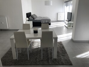 1 chambre, fer et planche à repasser, Wi-Fi