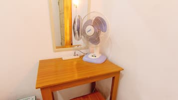 Standard Room | Free WiFi