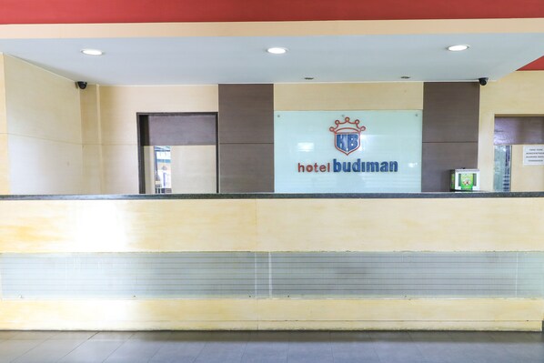 Reception - Hotel Budiman (Balikpapan)