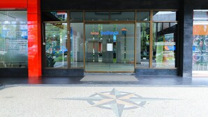 Exterior - Hotel Budiman (Balikpapan)