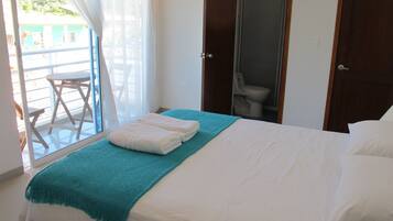 In-room safe, free WiFi