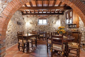 Daily buffet breakfast for a fee - Lucca Franco's Villa (Borgo a Mozzano)