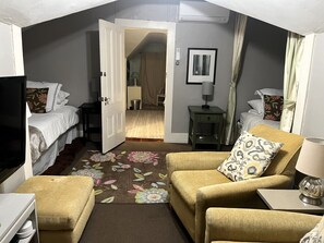 3 Schlafzimmer, Reisekinderbett, kostenloses WLAN, Bettwäsche