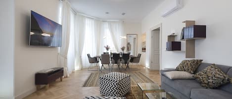 Executive Apartment, Sea View, Ground Floor | Living area
