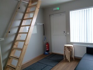 Cabin | Living area