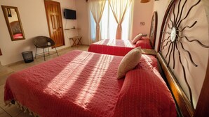 Family House | Blackout drapes, iron/ironing board, rollaway beds (surcharge) - Casa MaryFer (Oaxaca)