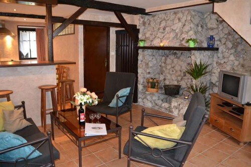 Gîte près de Carcassonne et Castelnaudary avec piscine chauffée et parking