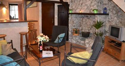 Gßte prÚs de Carcassonne et Castelnaudary avec piscine chauffée et parking