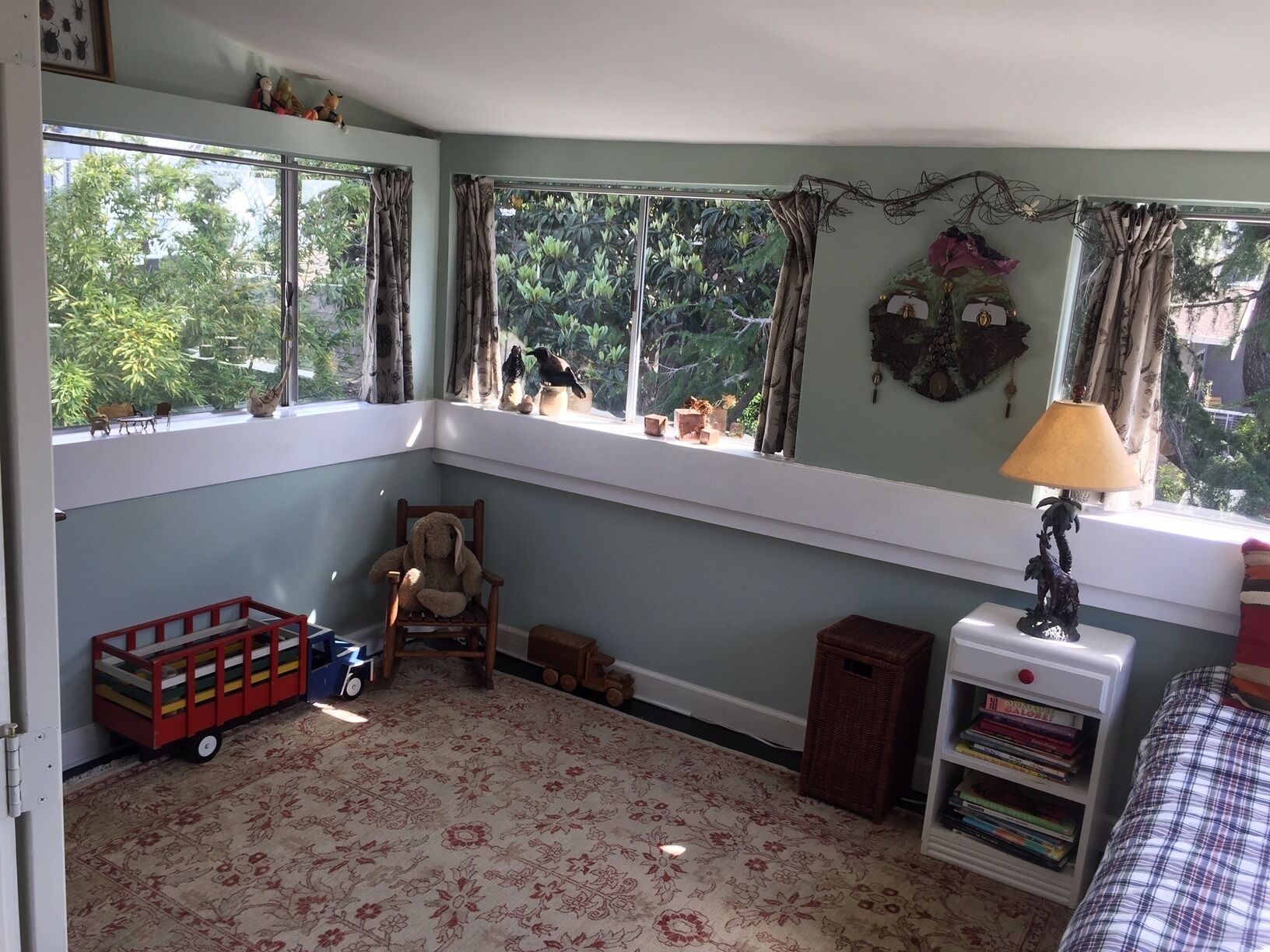 1 bedroom, desk, iron/ironing board, travel cot