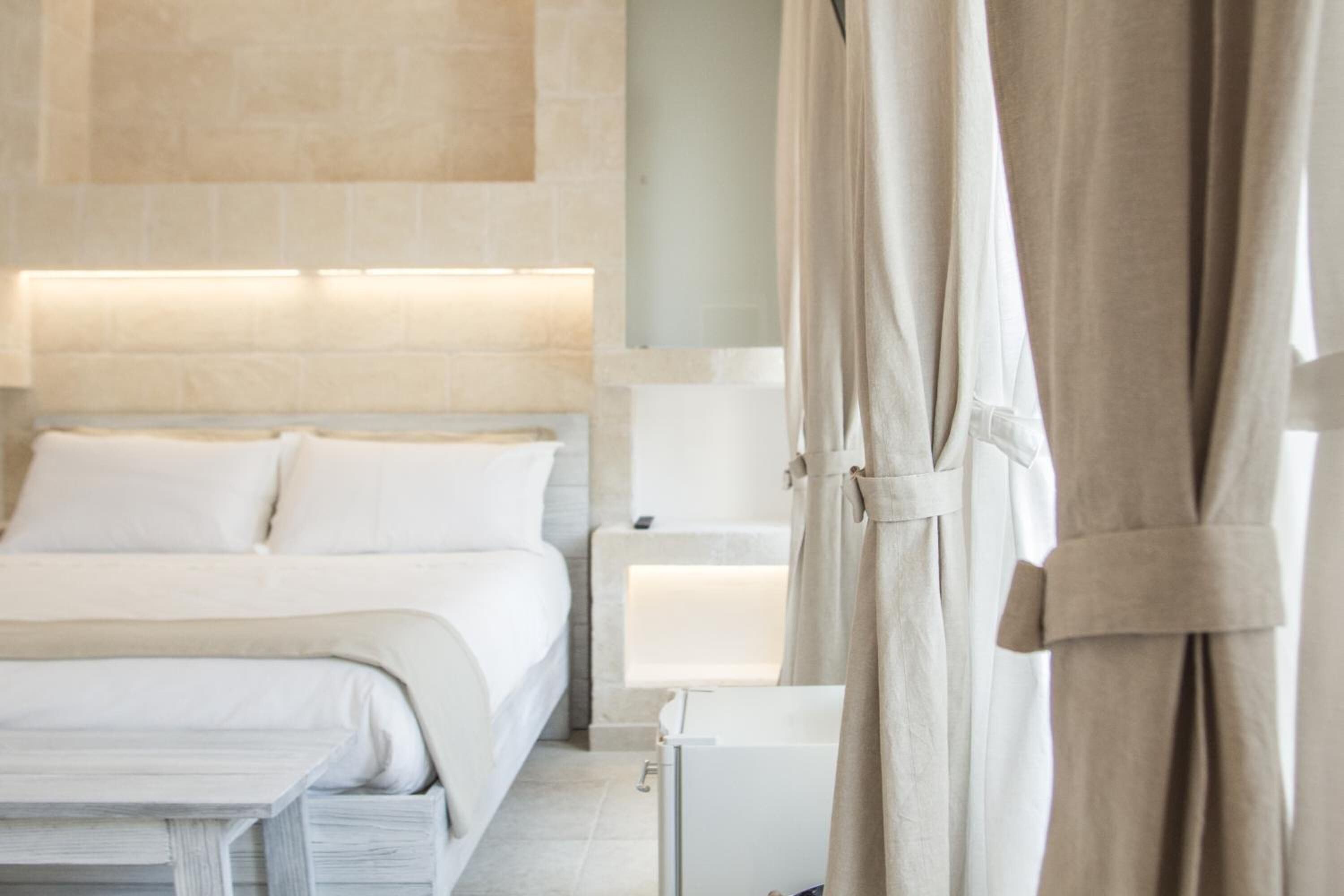 Deluxe-Dreibettzimmer | Hochwertige Bettwaren, Daunenbettdecken, Verdunkelungsvorhänge