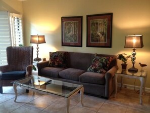 Televisión y reproductor de DVD 