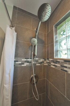 Shower, hair dryer, towels, soap - Walk to GAY Wilton Drive, Pool, Queen Bed, Kitchen, Living Room, Patio, WiFi, #3 (Wilton Manors)