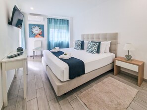 1 chambre, fer et planche à repasser, Wi-Fi gratuit, draps fournis