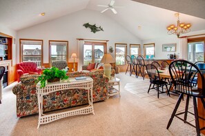 TV, videospill, DVD-spiller og fotballspill