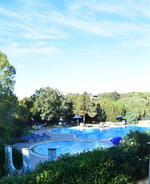 Piscine extérieure