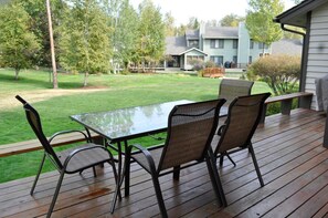 Terrace/patio - Mountain Harbor #163 3 Bedroom Condo (Whitefish)