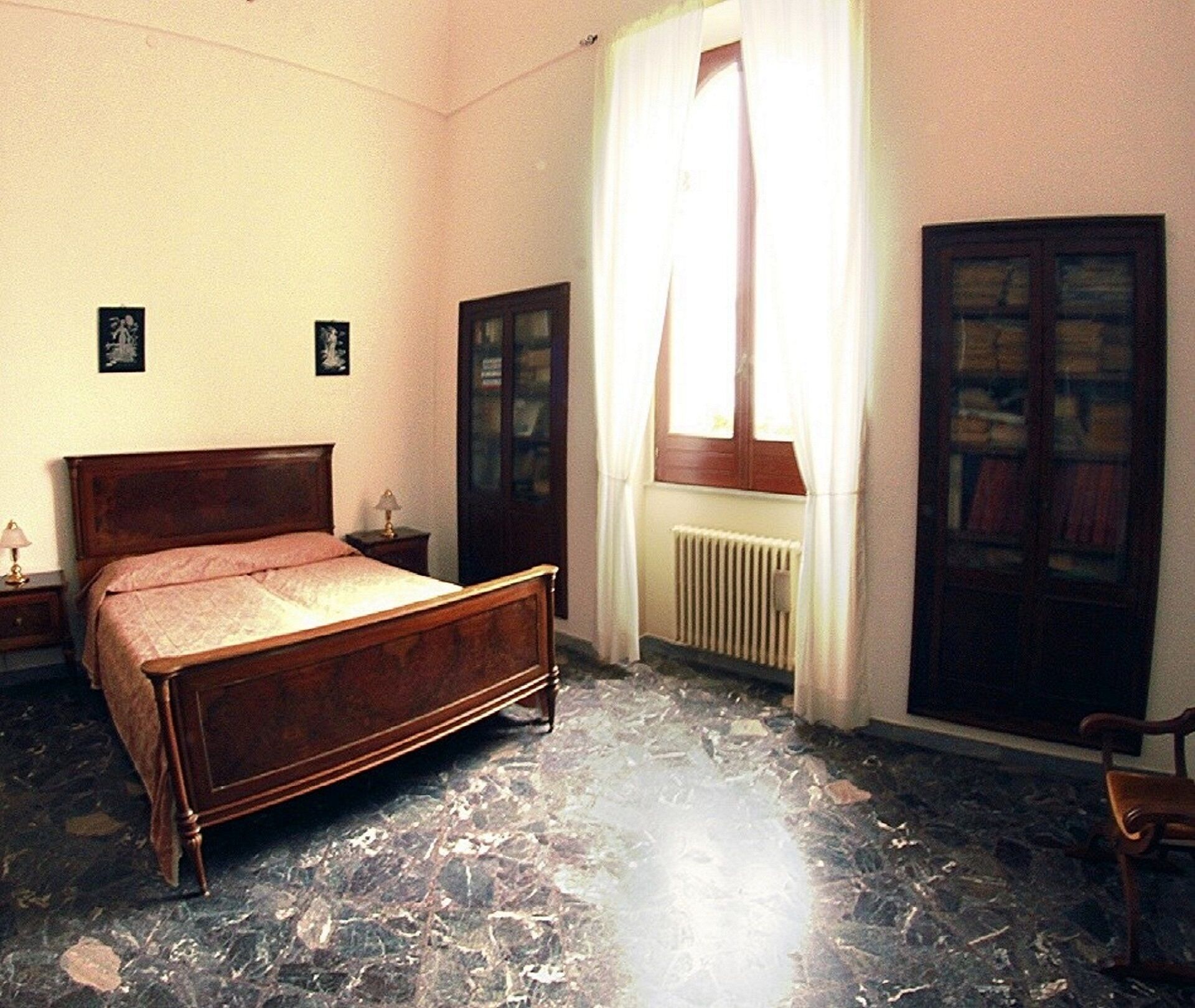 4 Schlafzimmer