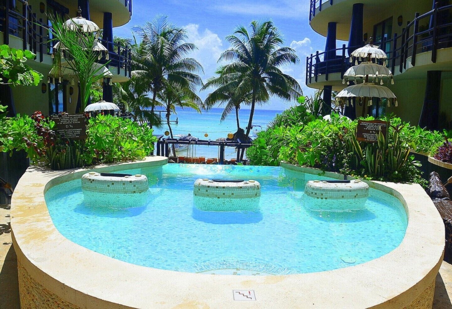 Piscine extérieure, piscine chauffée