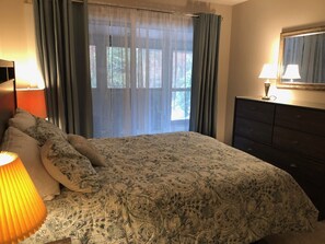 1 chambre, fer et planche à repasser, Wi-Fi, draps fournis