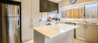 High Tide - Cowes, VIC