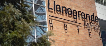 Llanogrande Airport by Bernalo Hotels