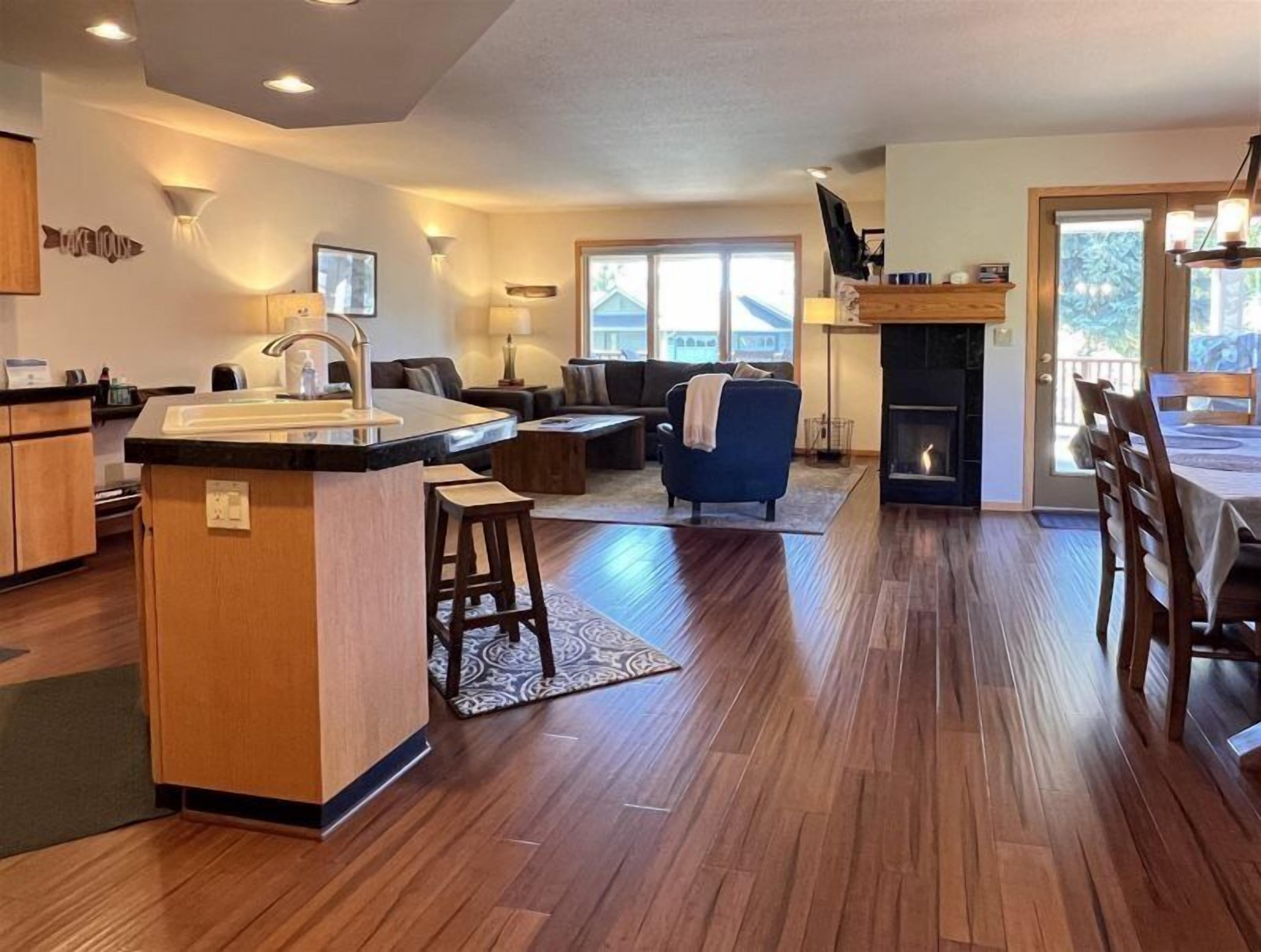 Condo (MH147) | Ngoại thất