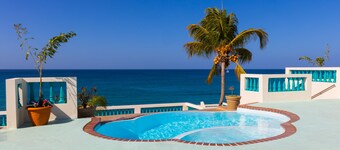 Villa Camila - Oceanfront - 4 guests - pet friendly - at Stella, Rincón