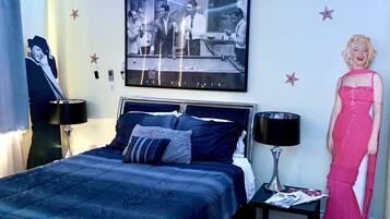 2 多间卧室、办公桌、熨斗/熨衣板、WiFi