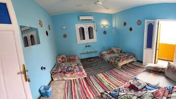 Basic Triple Room, Mountain View | Iron/ironing board (on request), free WiFi, bed sheets