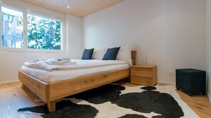 3 bedrooms, iron/ironing board, free WiFi, bed sheets - Chalet Am Acher (Wengen)
