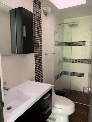 Dusche, Regendusche, Handtücher