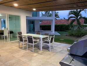 BBQ/picnic area