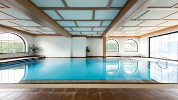 Piscine couverte, piscine extérieure