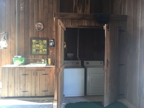 Interior - CHARMING COUNTRY GETAWAY! (Sparta)