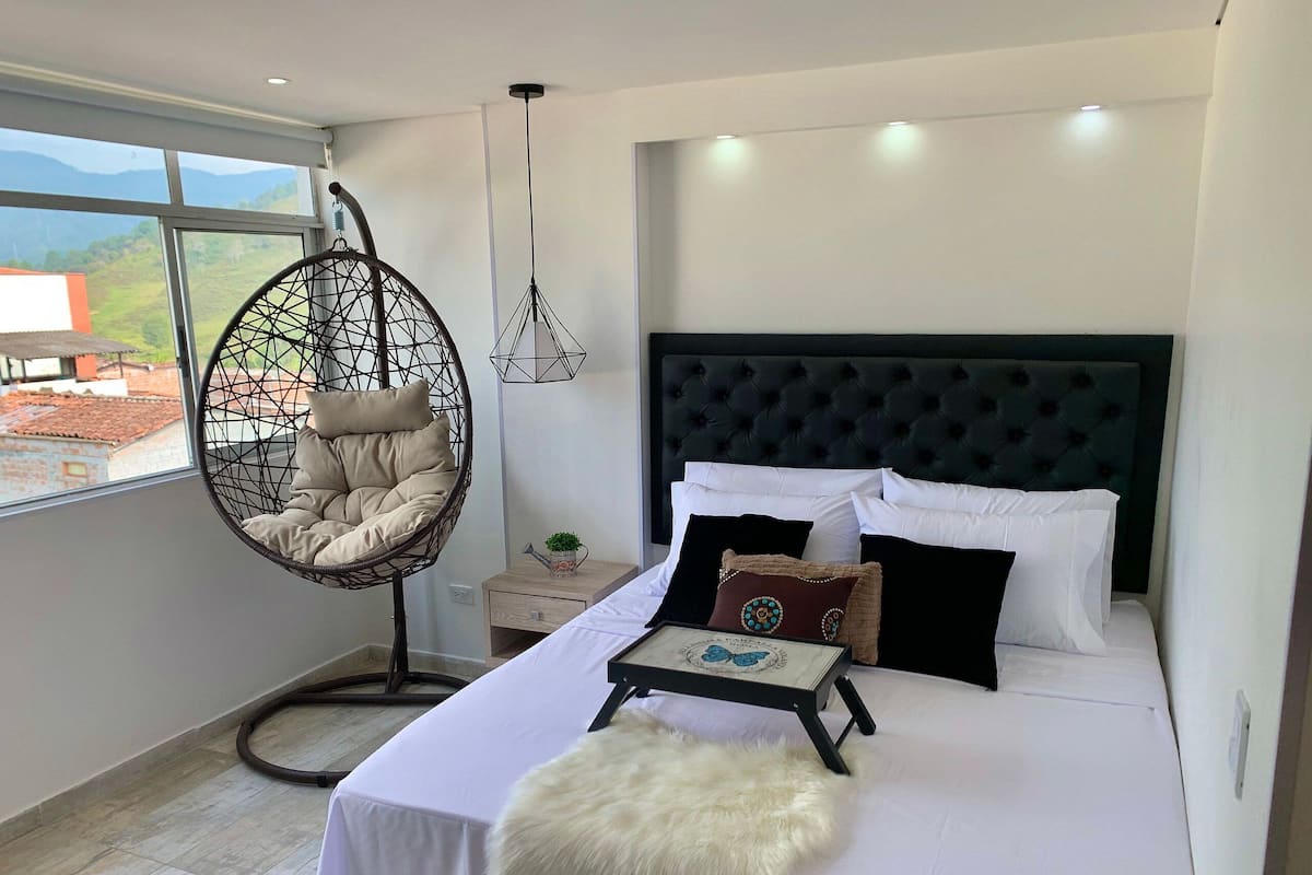 Premium Apartment | 2 bedrooms, free WiFi, bed sheets