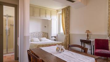 1 Schlafzimmer, Bügeleisen/Bügelbrett, WLAN, Bettwäsche