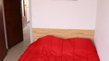 2 dormitorios, tabla de planchar con plancha, wifi